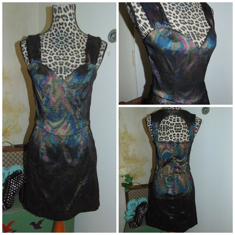 Many Belles Down Abstract Multicolored Womens Sleeveless Cocktail Dress Size M